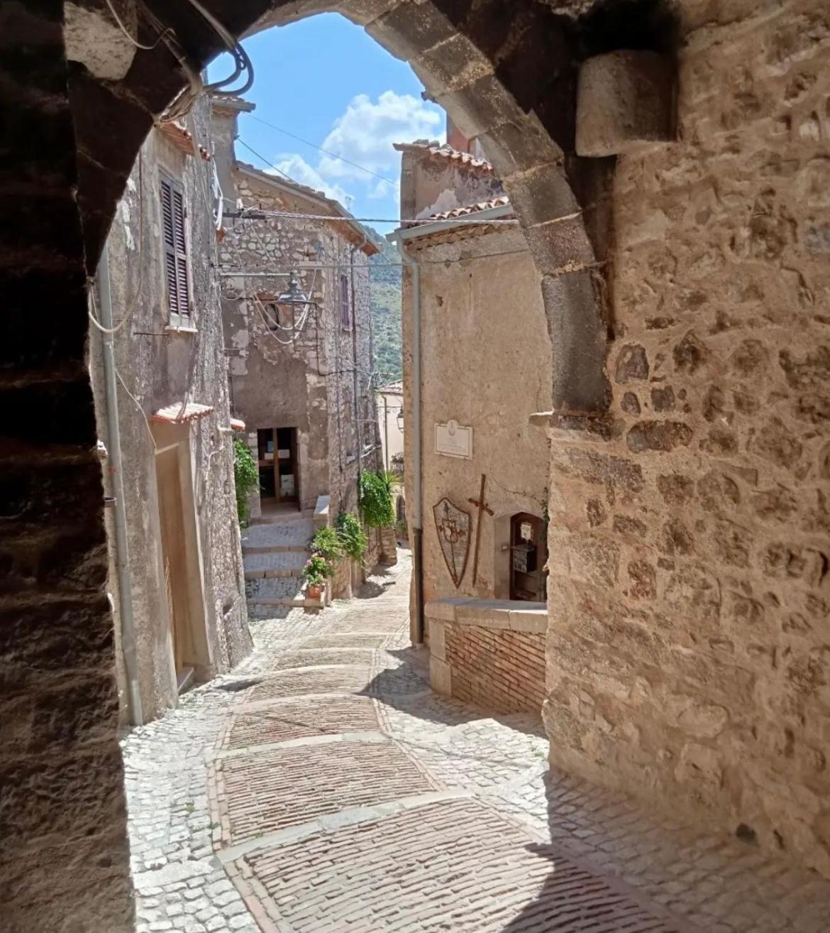 Bed and Breakfast Residenza Il Panorama Della Ciociaria Castro dei Volsci Exterior foto