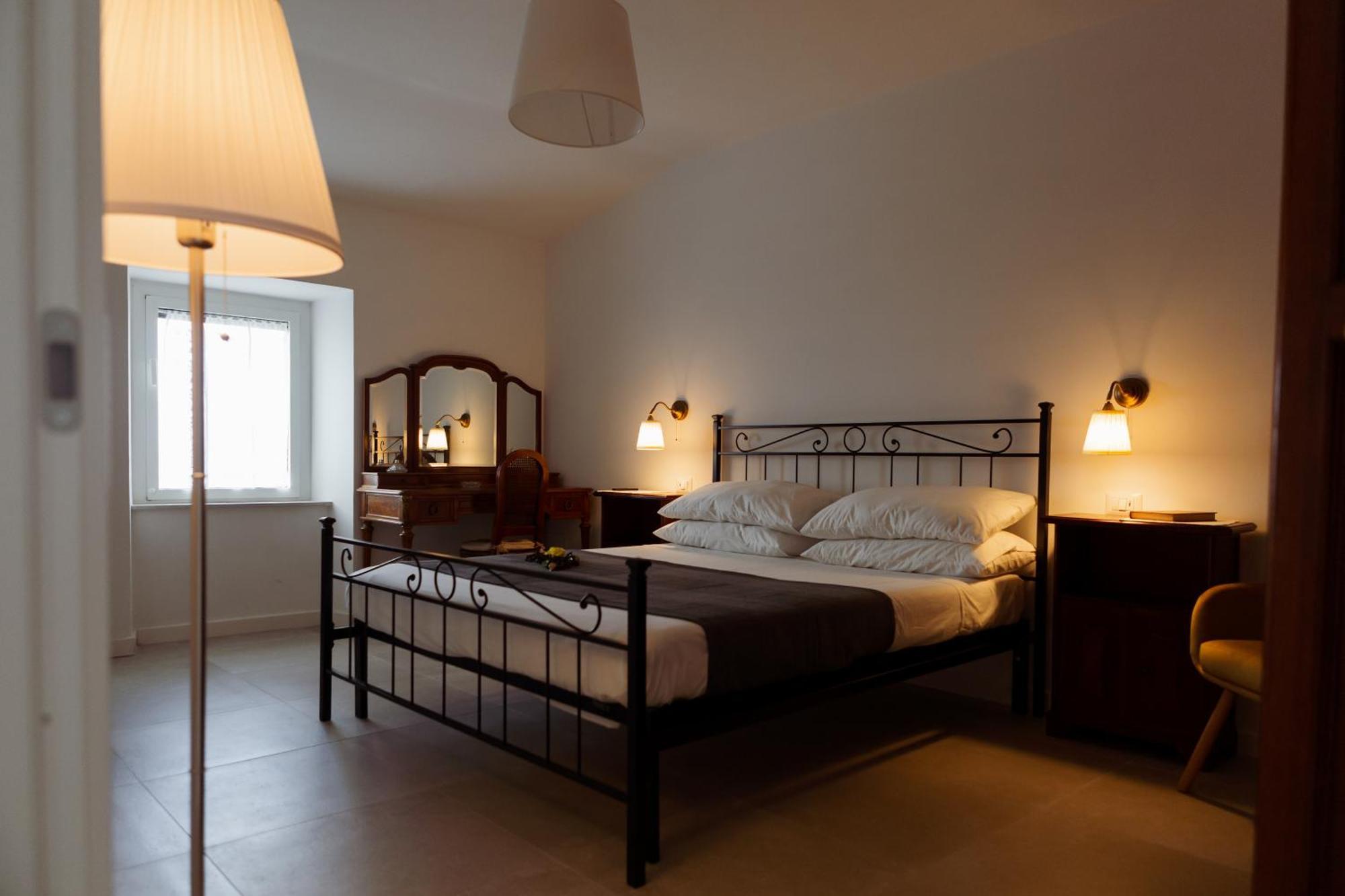 Bed and Breakfast Residenza Il Panorama Della Ciociaria Castro dei Volsci Exterior foto